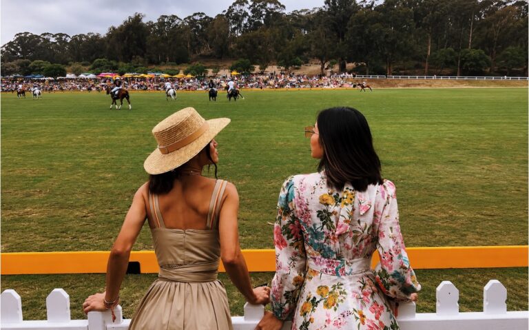 Kentucky Derby Outfits: Chic Race Day Looks for Men and Women Chic Kentucky Derby Outfit Ideas